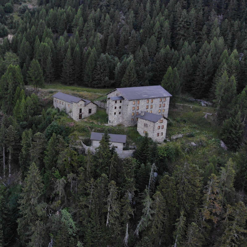 bâtiments mine drone