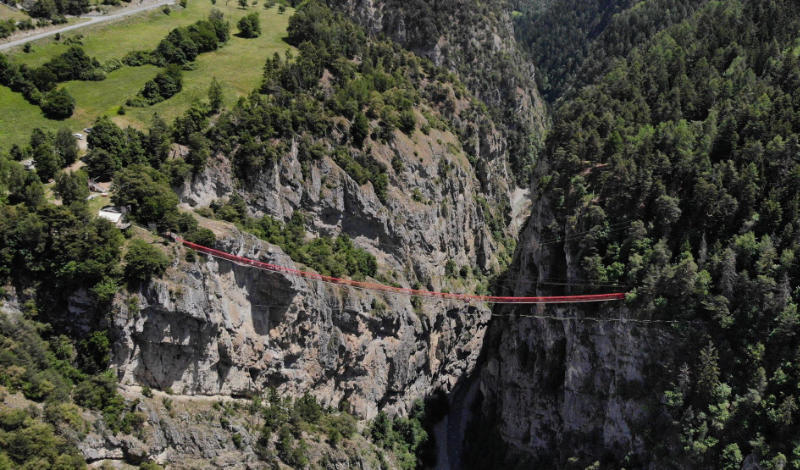 pont de niouc drone